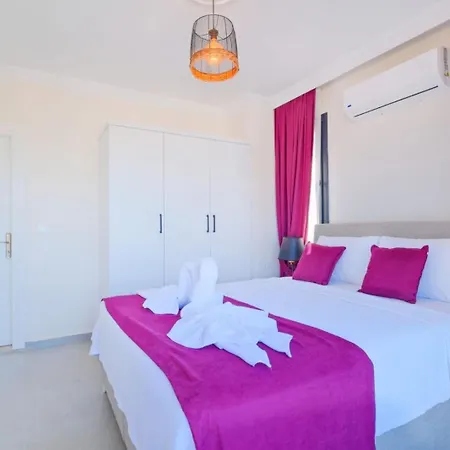 Simge 1 פאטהיה